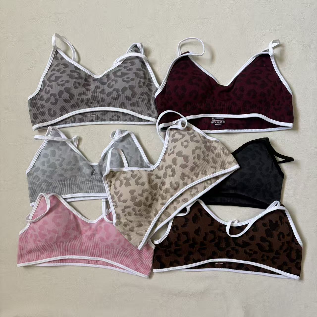 LOGO Women's Beautiful Back Ga - огляд і ціна Sports Bra Racerback